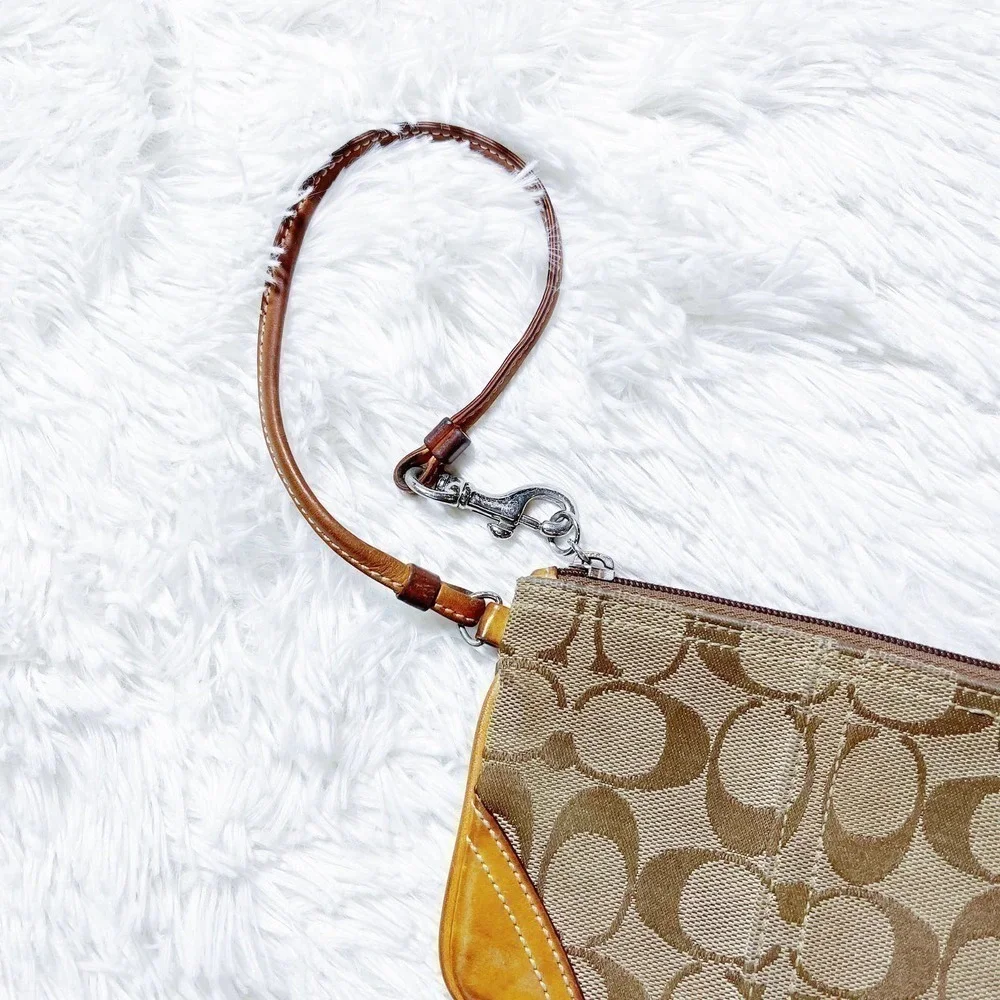 Coach Logo Wristlet Signature Logo Print EUC